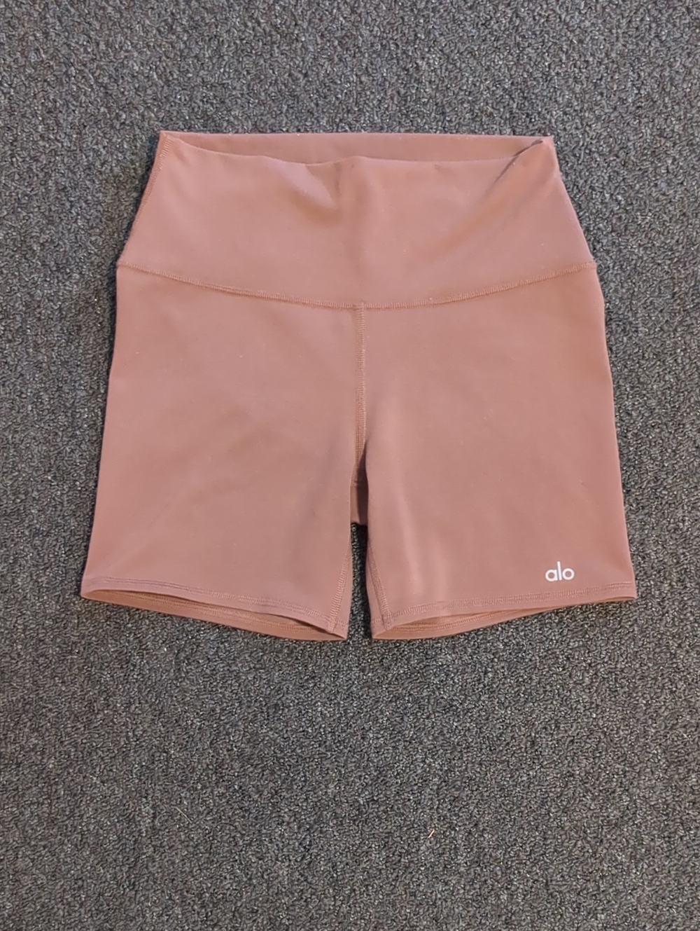 Alo Women's M 5" Airbrush High-Waist Mauve Peach Biker Short